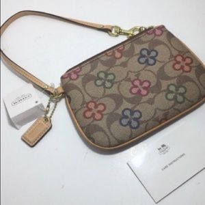 Coach Wristlet New with Tags